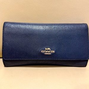 Coach Wallet in Navy Blue